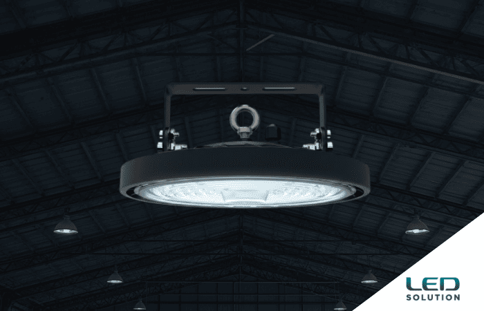 Luces LED para galpones y naves industriales